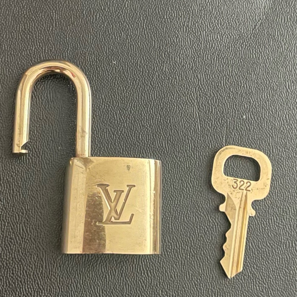 LOUIS VUITTON Gold Metal Padlock & Key Set #322 - Picture 3 of 9